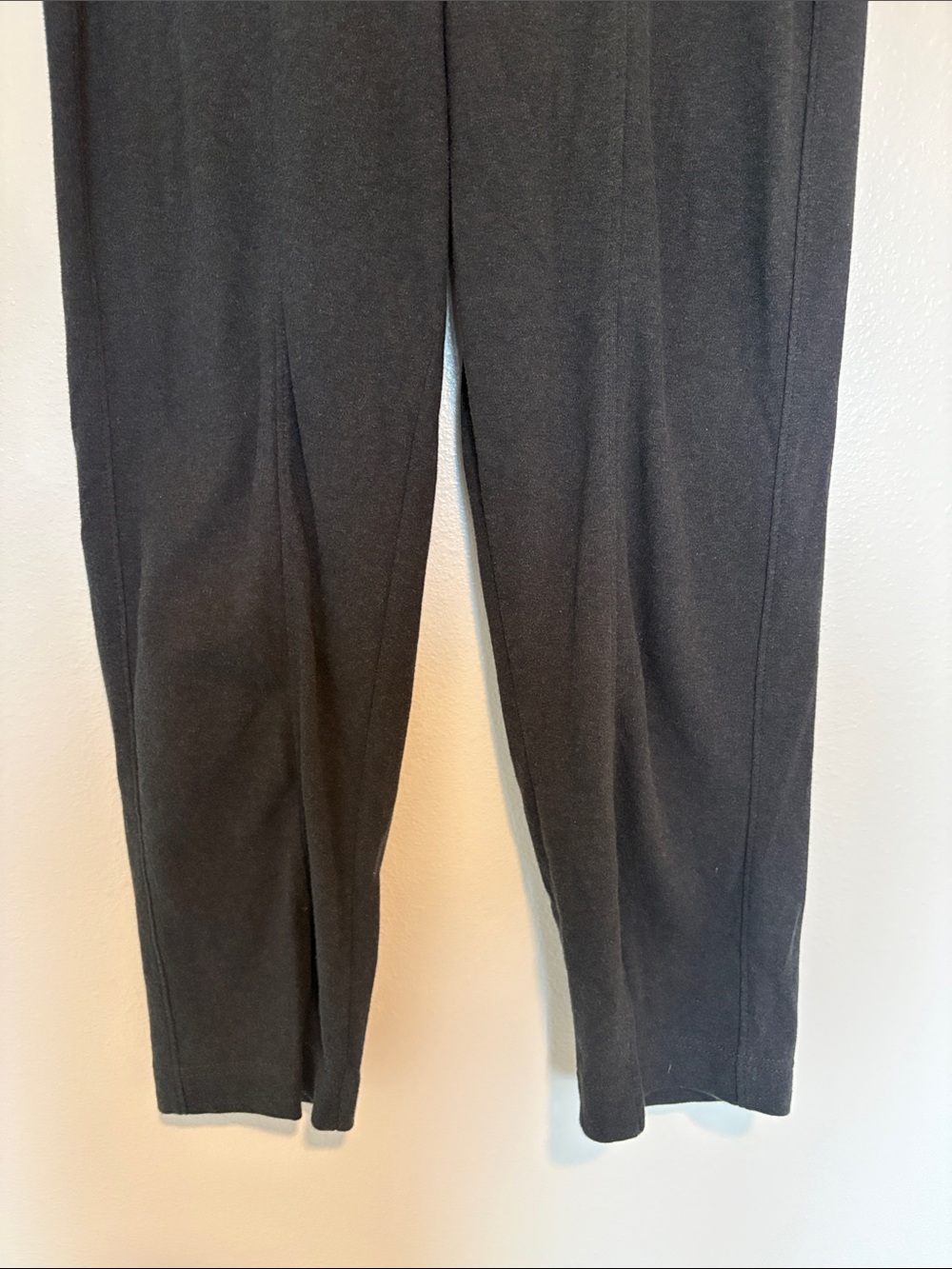 Pact 100% Organic Cotton Airplane Tapered High Rise Pull-On Pant Grey Small - Picture 5 of 9